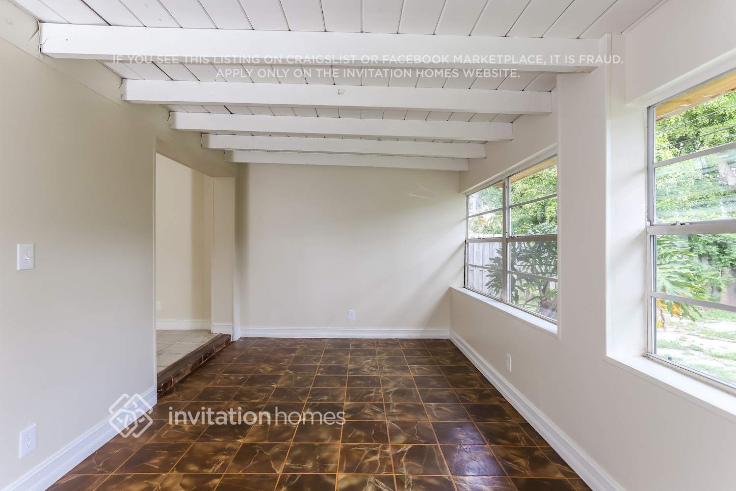 Building Photo - 3441 SW 20th Ct