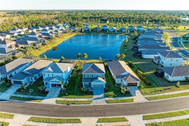 Building Photo - 6629 Fort Pierce Ave