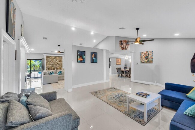 Building Photo - 11266 NW 10th Pl