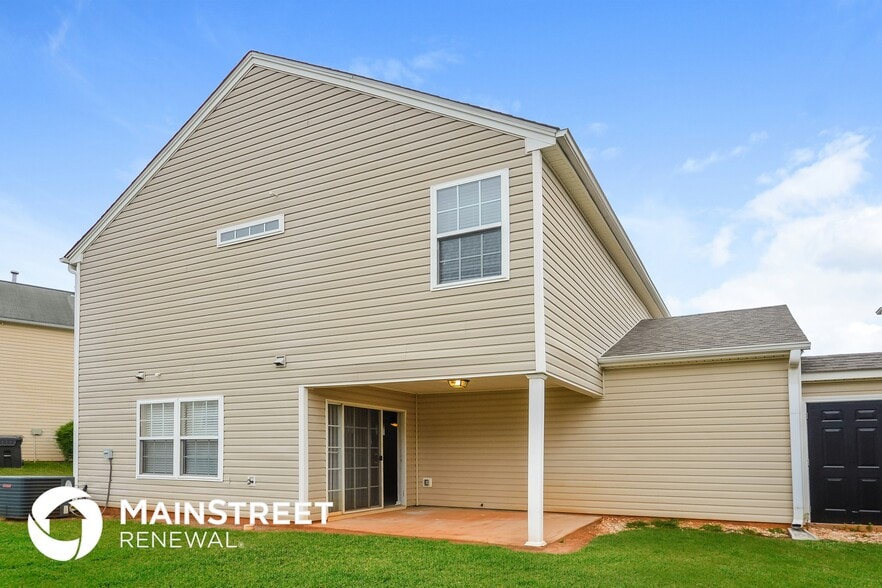 Building Photo - 140 Meadowridge Dr