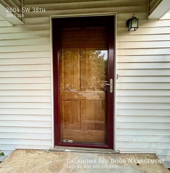 Building Photo - 2604 SW 38th St