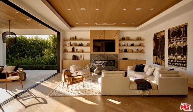 Building Photo - 25242 Prado Del Grandioso
