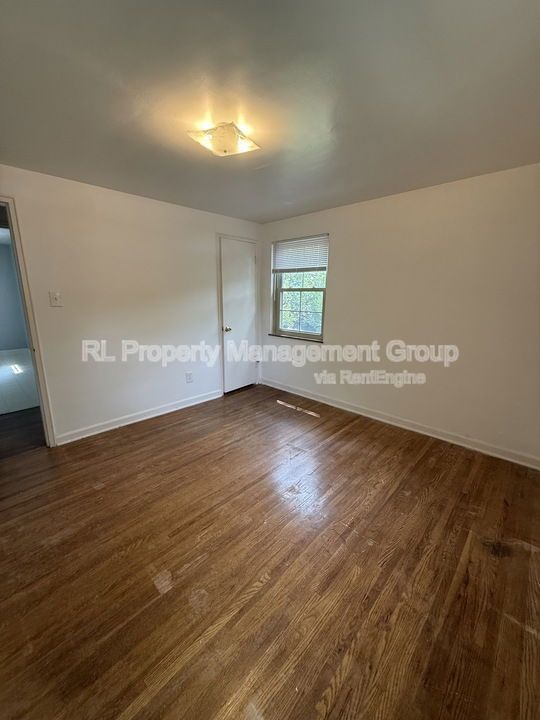 Building Photo - 1775 Northwest Ct
