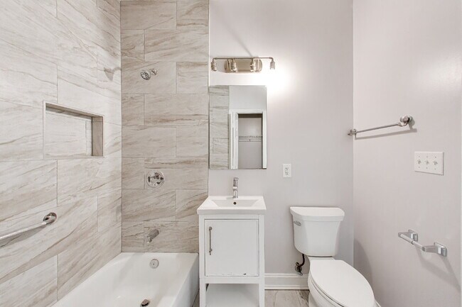 Building Photo - Spacious Deanwood Single-Family Home with Off-Street Parking