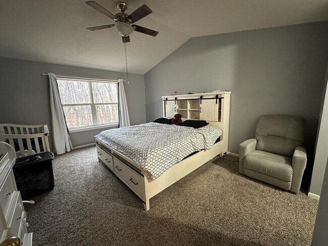 Building Photo - 7991 Everest Ln N