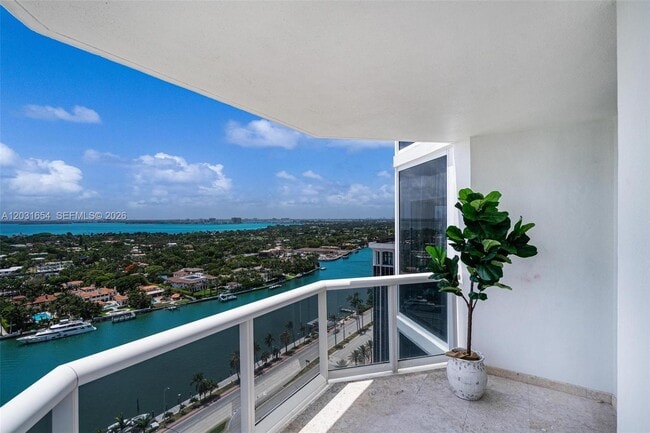 Building Photo - 4779 Collins Ave