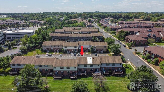 Building Photo - 104 Maple Hill Dr