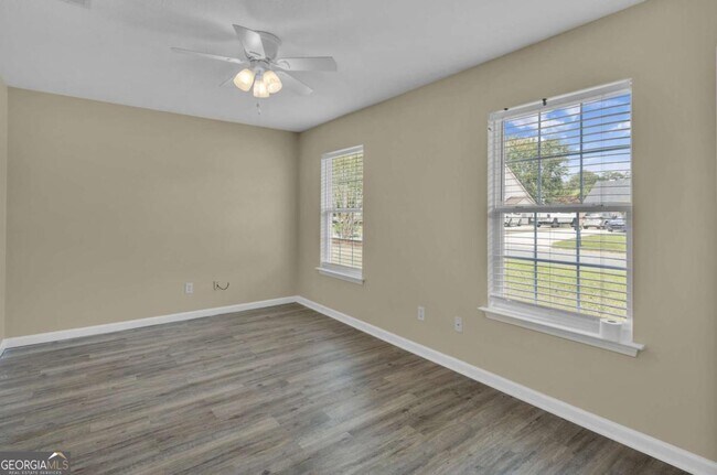 Building Photo - 92 Sunrise Dr