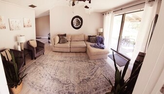 Building Photo - 18715 Hamilton St