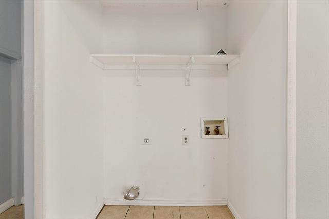 Building Photo - 926 Binbrook Dr