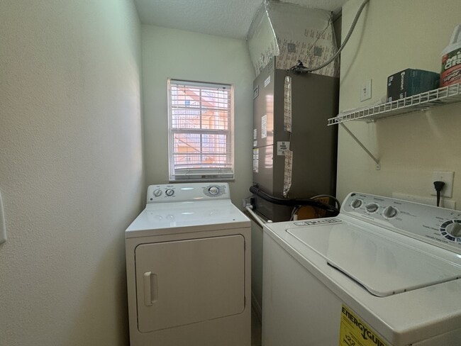 Building Photo - 1403 Gondola Park Dr