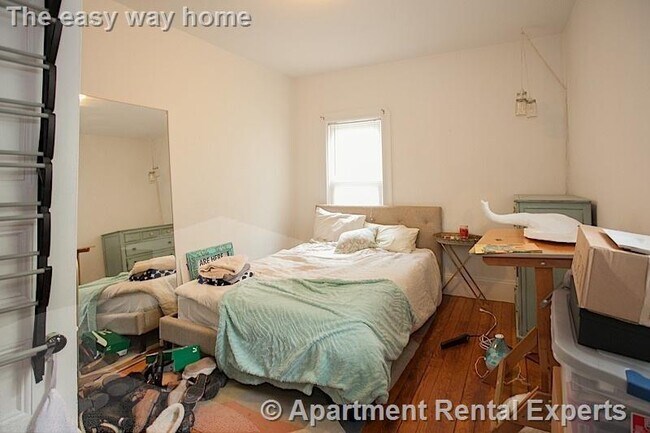 Building Photo - 50 Holyoke Rd