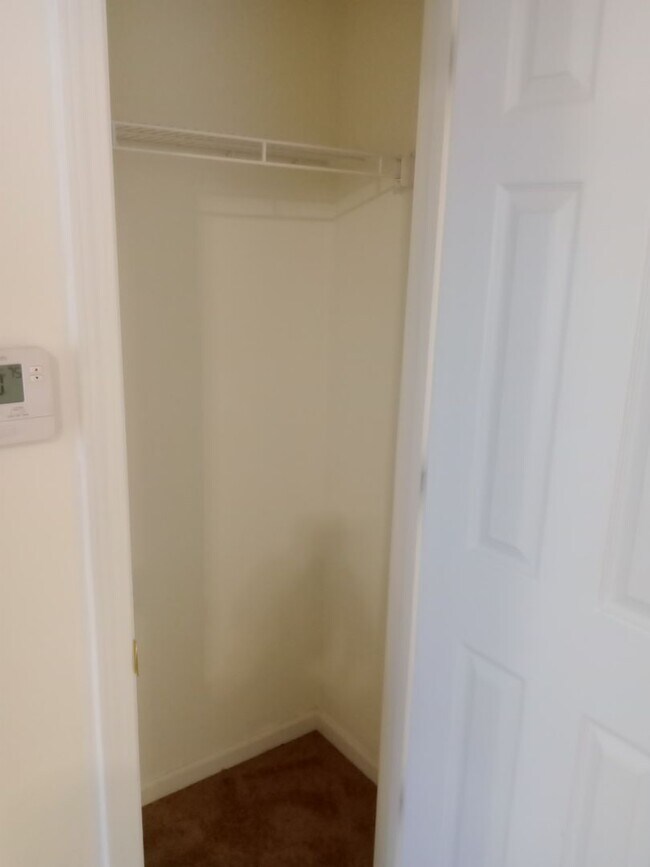 Building Photo - 2401-2403-2403 Northampton Dr