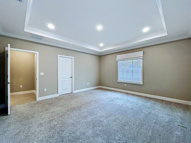 Building Photo - 11813 June Briar Loop