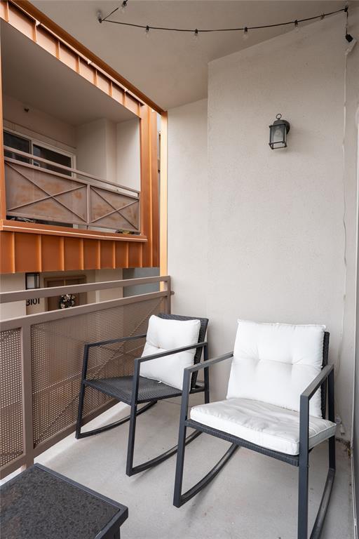 Building Photo - 2827 Manor Rd