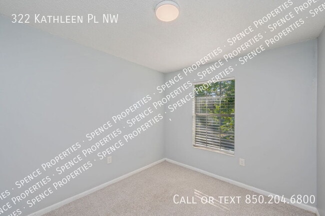 Building Photo - 322 Kathleen Pl NW