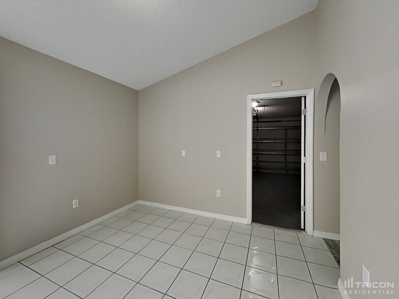 Building Photo - 228 Danville Dr