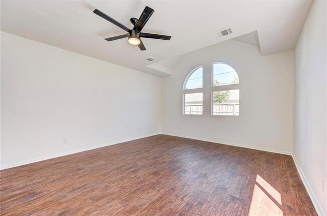 Building Photo - 13714 Neston Dr