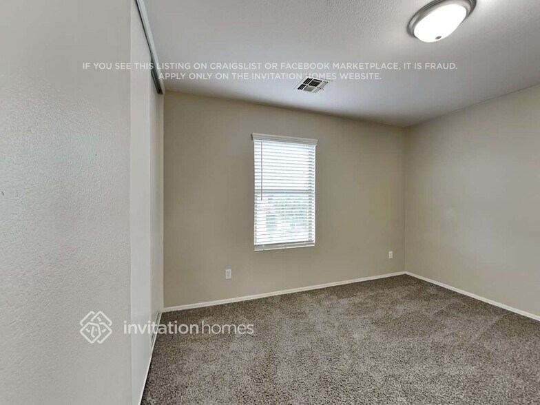 Building Photo - 9444 W Wilshire Ave