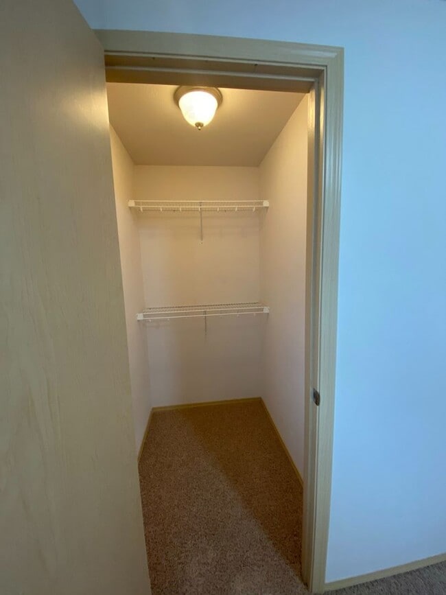 Building Photo - 5822 Austin Ct