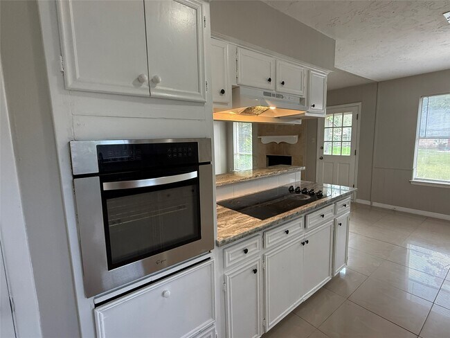 Building Photo - 22722 Briarcreek Blvd