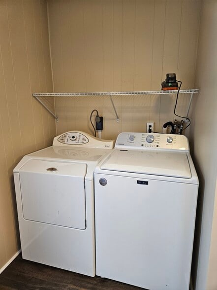 washer & dryer - 533 Susquehanna Ave