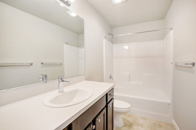Building Photo - 4bd 2.5ba in LSSD