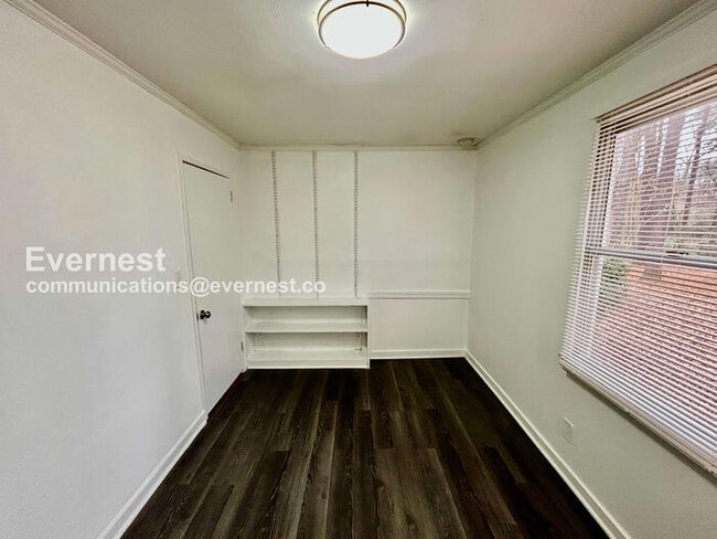 Building Photo - 1738 Duke Rd