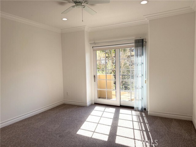 Building Photo - 12045 Hoffman St