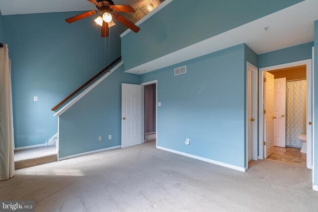 Building Photo - 837 Purple Martin Ct