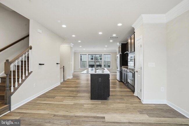 Building Photo - 14325 Potomac Heights Ln