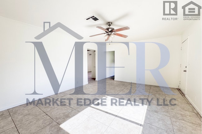 Building Photo - 3Bed/2Bath House at 24th St/McDowell! NO CREDIT, NO BACKGROUND, NO RENTAL HISTORY CHECK!