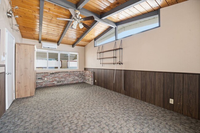 Building Photo - 5231 Remington Rd