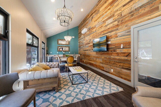 Building Photo - Summerhill Park