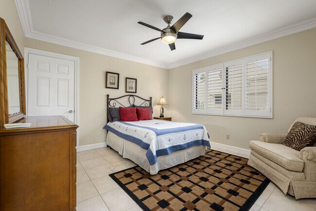 Building Photo - 76761 Chrysanthemum Way