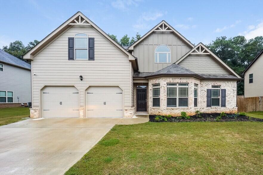 Primary Photo - 6840 Diamond Dr