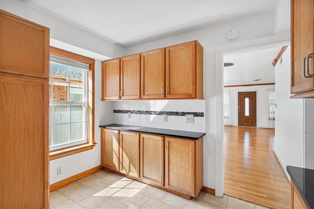 Building Photo - 3042 Newcastle Dr