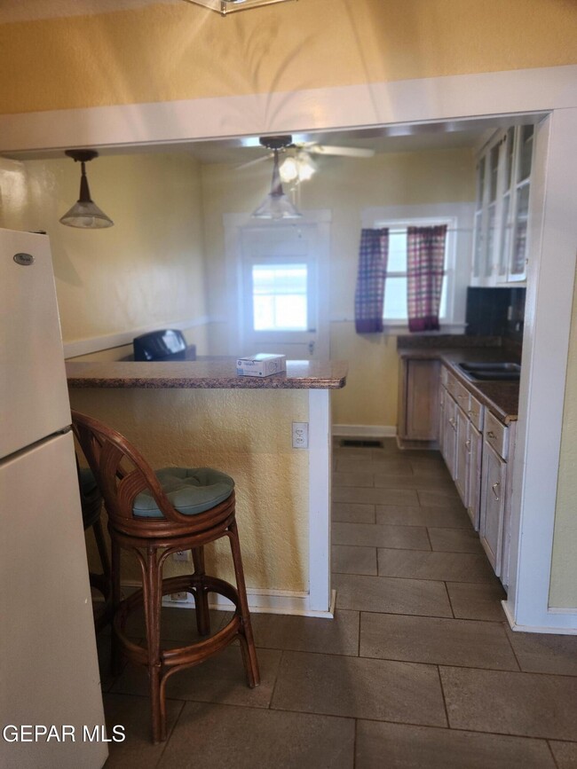Building Photo - 4002 Hueco Ave