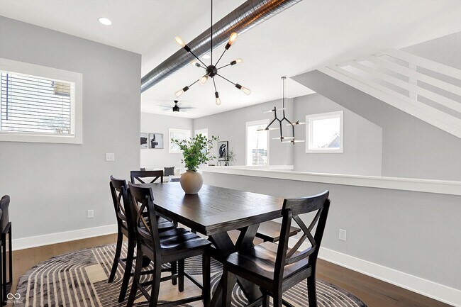 Building Photo - 816 East 21st St