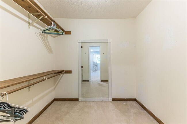 Building Photo - 3873 Princess Ct