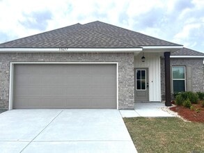 Building Photo - 35657 Woodland Ridge Dr