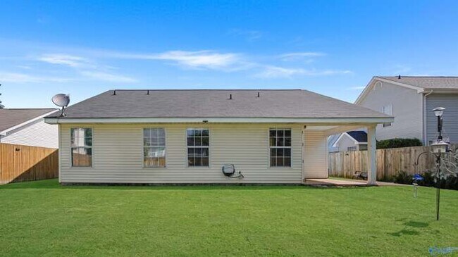 Building Photo - 207 Sandy Wood Ct