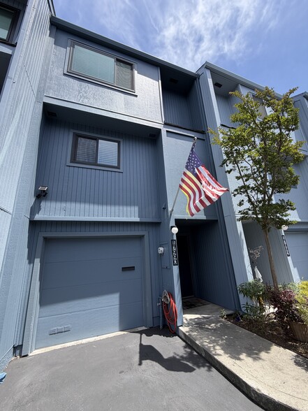 Building Photo - 17990 Sunol Rd