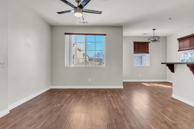 Building Photo - 31163 Lavender Ct