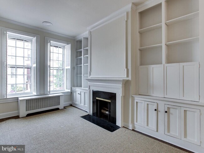 Building Photo - 1217 29th St NW