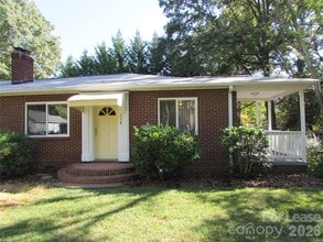 Building Photo - 338 Culp St