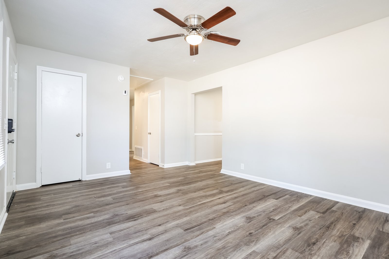 Building Photo - 917 Patricia Dr