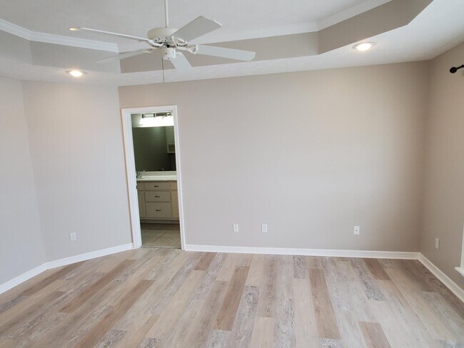 Building Photo - 3416 Harrison Ave