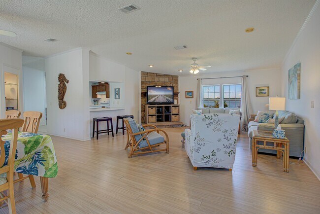 Building Photo - 6347 Salado Rd