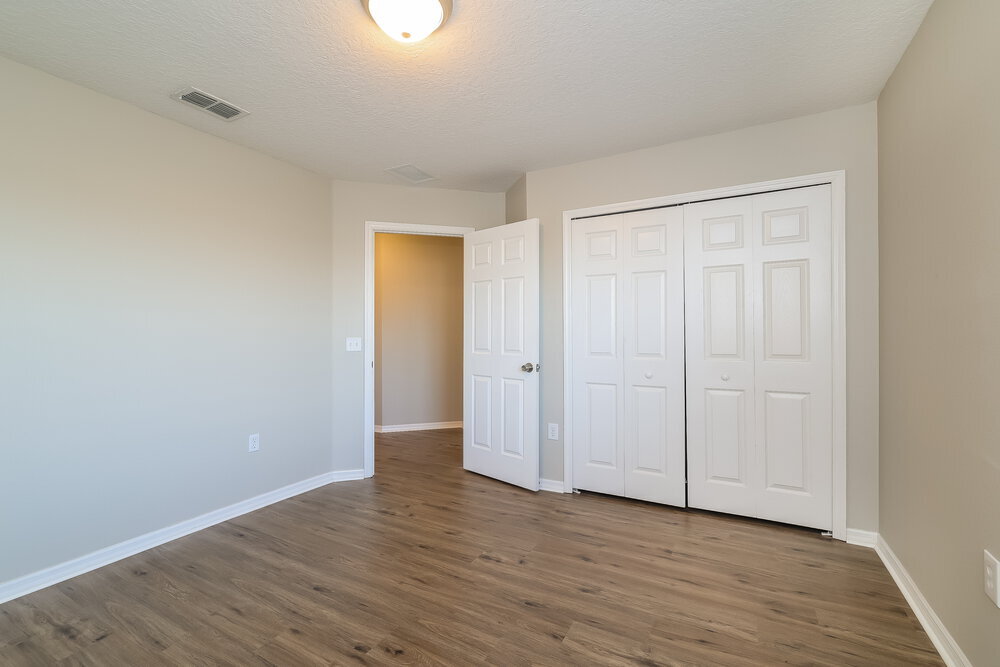 Building Photo - 349 Aldershot Ct